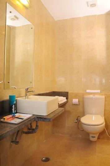 Hotel City Height - Delhi Ncr Id Not Accepted Neu-Delhi Exterior foto