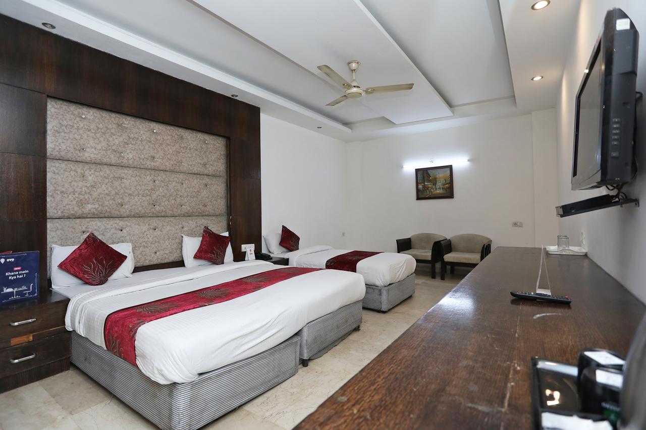 Hotel City Height - Delhi Ncr Id Not Accepted Neu-Delhi Exterior foto